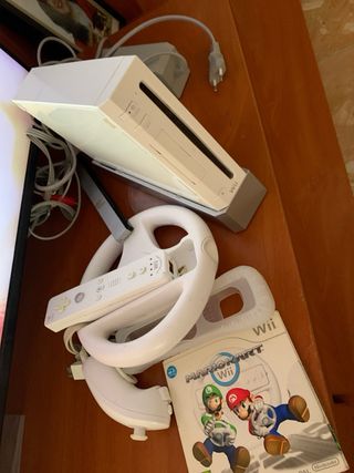 Wii + Mario Kart - Consola en buen estado