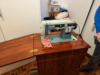 Máquina coser AlfaMatic 152 - Antigua