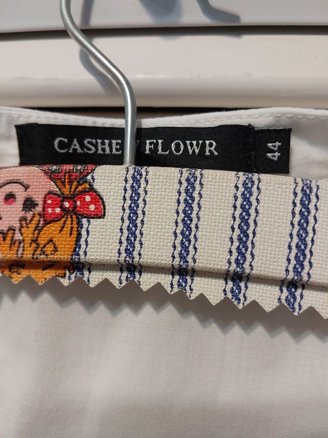 Blusa blanca algodón bordada