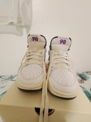Air Jordan Zapatillas - Blancas y violetas