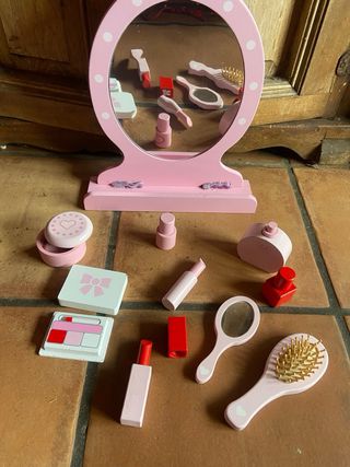 Tavolo da toeletta in legno per bambina - Specchio + accessori
