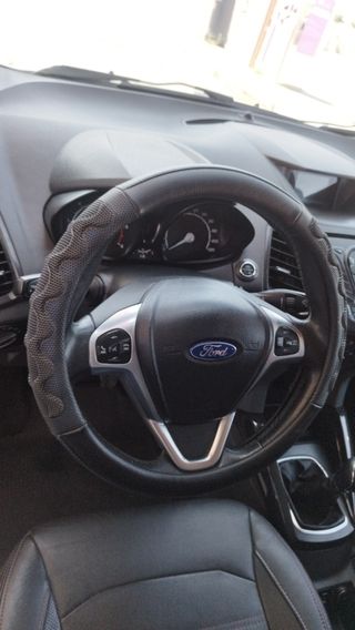 Ford EcoSport 2015