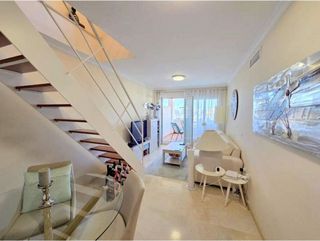 Piso en venta en Puerto de la Duquesa en Manilva