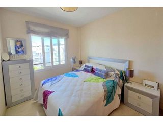 Piso en venta en Puerto de la Duquesa en Manilva