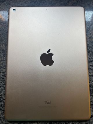 iPad 5ª generación - 32GB - Dorado