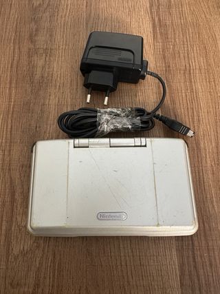 Nintendo NDS gris plata