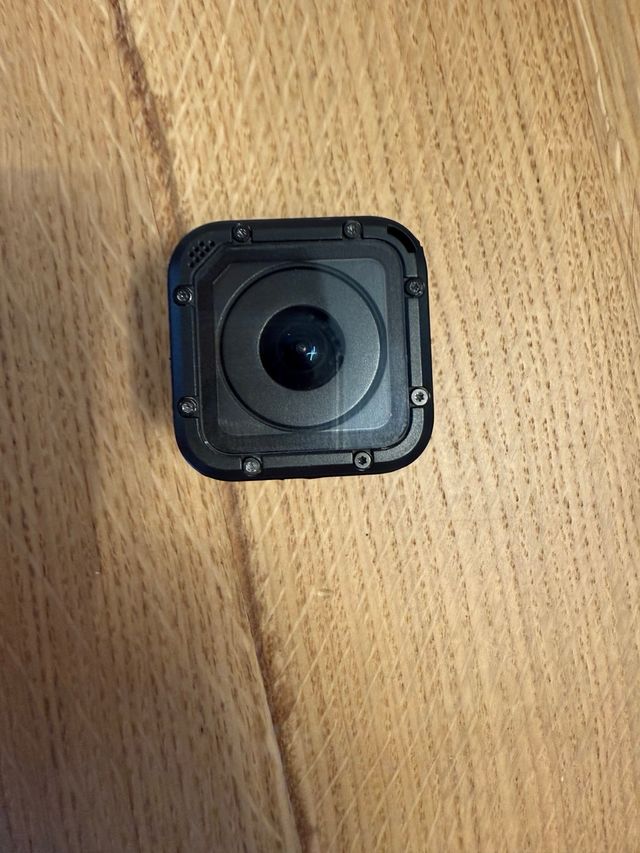 GoPro HERO4 Session - action camera