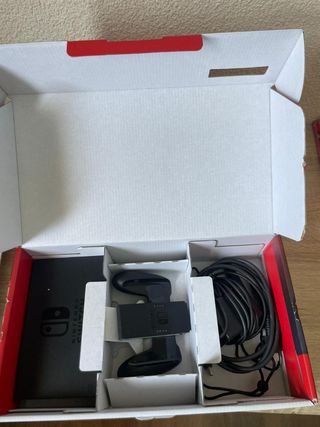 Nintendo Switch - Azul/Rojo