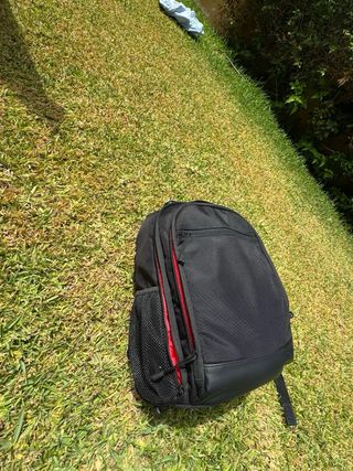 Camara réflex Canon EOS 2000D + objetivos +acces