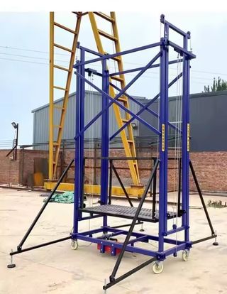 Andamio eléctrico 10m.  4000€ oigo ofertas serias