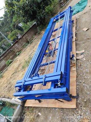 Andamio eléctrico 10m.  4000€ oigo ofertas serias