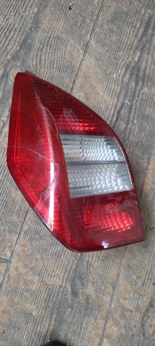 Pilotos traseros Citroen C2 2006