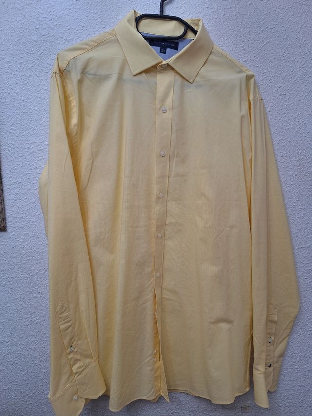 Camisa Tommy Hilfiger amarilla - L