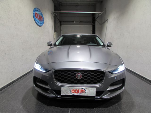 Jaguar XE 2.0 I4