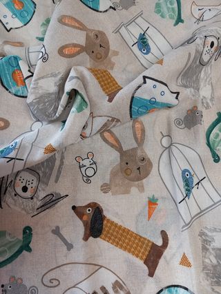 Tessuto decorato con animali