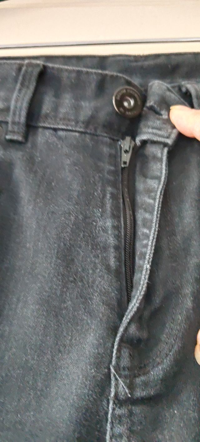 Vaquero azul oscuro casi negro, Jules Francia T:38