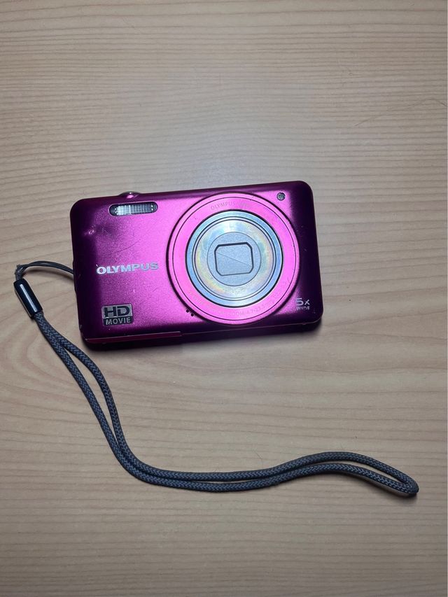 Camara digital Olympus VG-130 rosa
