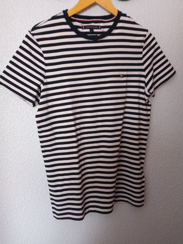Camiseta Tommy Hilfiger rayas marino