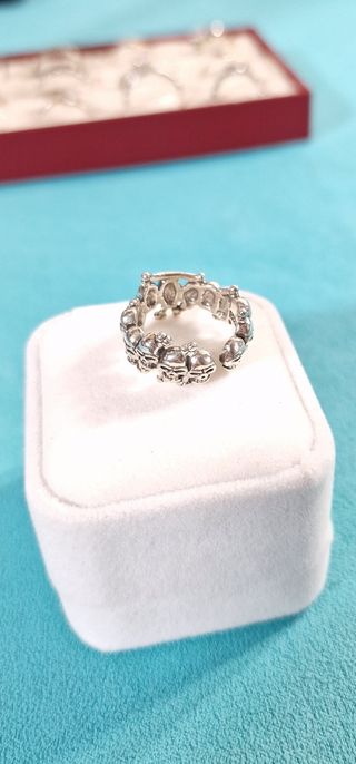 PLATA 925
"Anillo Skulls"
( AJUSTABLE )
NUEVO