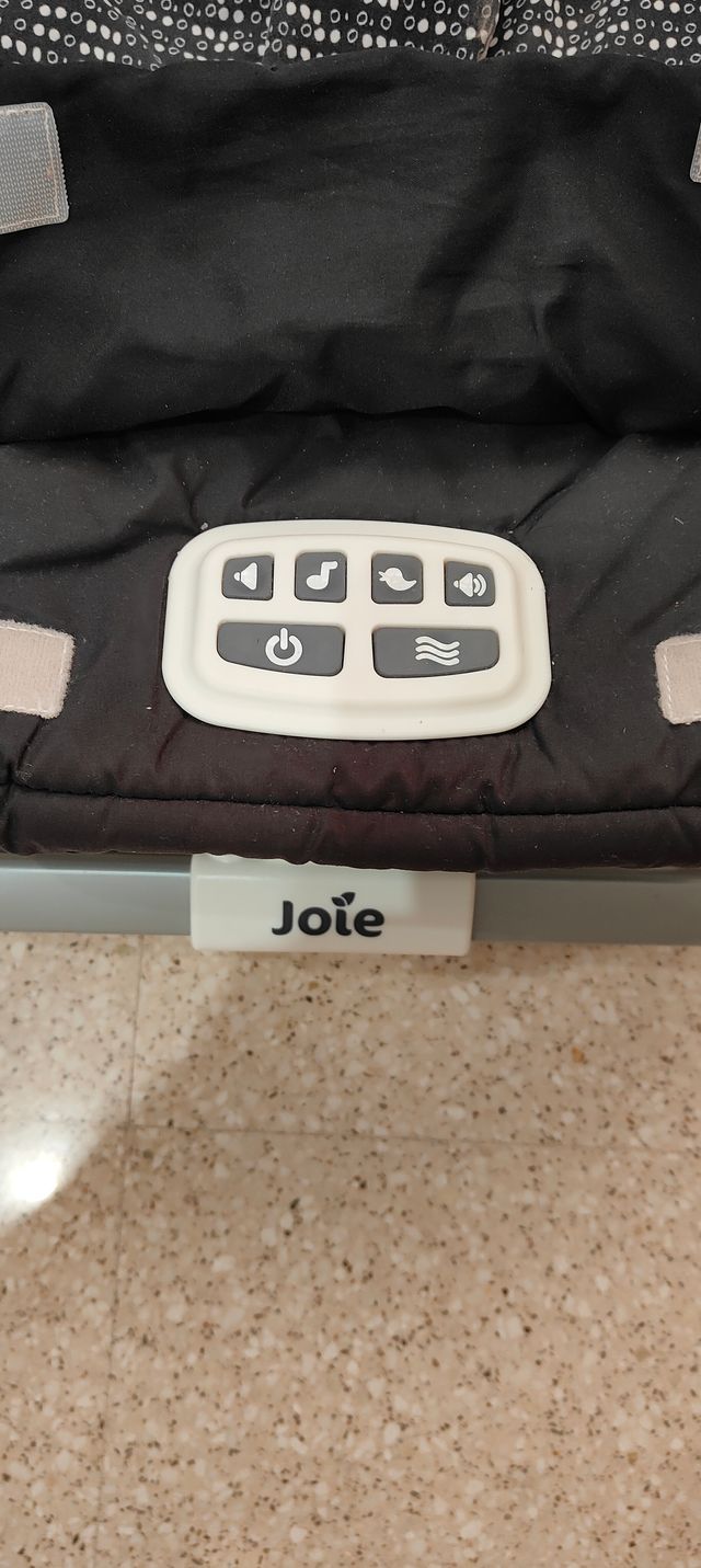 Hamaca Joie Dreamer - Vibración + Música (+ pilas)