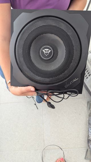 Amplificador y barra de sonido