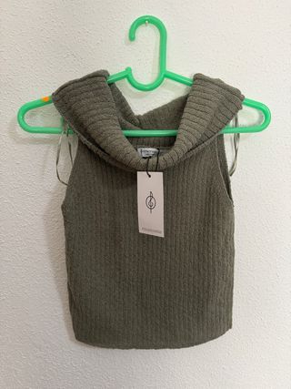 Blusa Stradivarius verde oliva - M