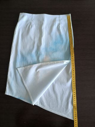 Gonna vintage midi asimmetrica bianca e azzurra