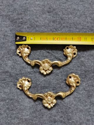 Tiradores vintage dorados