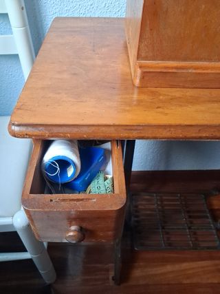 Máquina coser Singer antigua