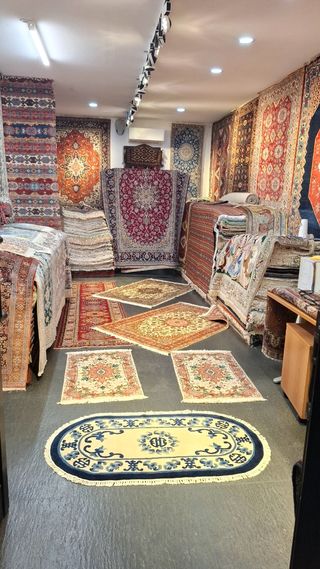 Tutti tipi tappeti persiani, orientali, moderni 