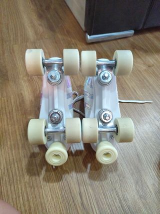 Patines, casco y protectores