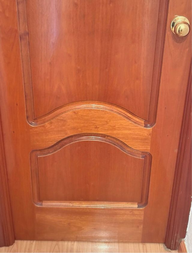 Puertas Decorativas completas de Madera de Calidad