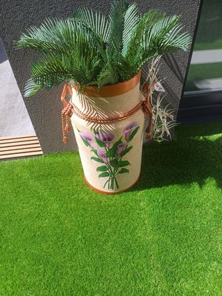 Lechera  pintada a mano- Bidón de leche
