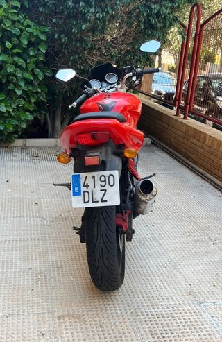 Hyosung Comet GT 250cc roja