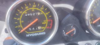 Hyosung Comet GT 250cc roja