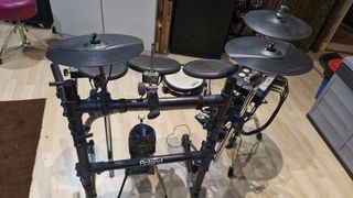 Batería Roland TD-6 con hihat vh11