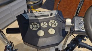 Batería Roland TD-6 con hihat vh11