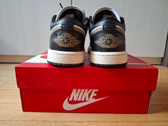 Zapatillas Jordan 1 Low Marrón - Talla 36 EU 2023