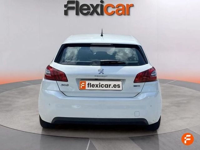 Peugeot 308 5p Allure 1.2 PureTech 96KW (130CV) S&S