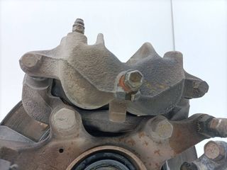 PINZA FRENO DELANTERA DERECHA NISSAN TERRANO/TERRANO.II (R20