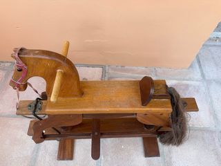 Caballo balancín vintage de madera