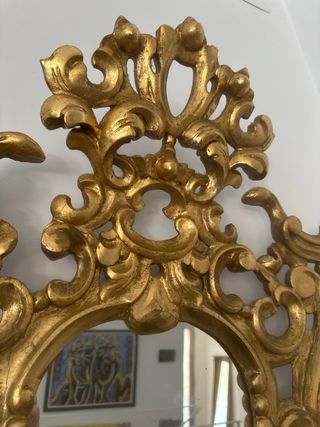 Espejo dorado estilo rococó