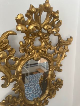 Espejo dorado estilo rococó