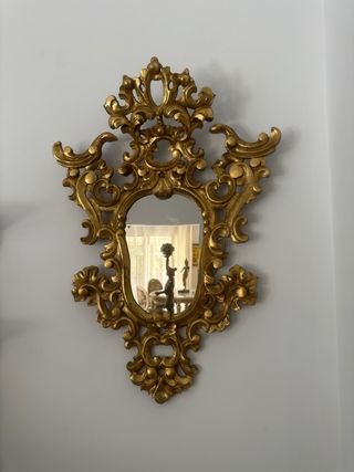 Espejo dorado estilo rococó