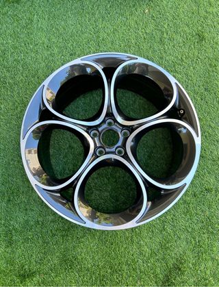 Cerchio in lega 20" Alfa Romeo Stelvio