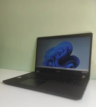 Computer portatile ACER TravelMate P215-52 | 15.6" i7