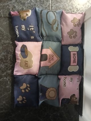 Cama acolchada perro - Azul y Rosa 50 x 70
