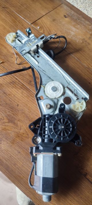 Motor elevalunas Mercedes SLK