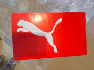 Zapatillas Puma Negras y Moradas