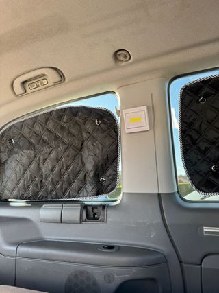 Alquiler vacacional camper Mercedes Viano 2005